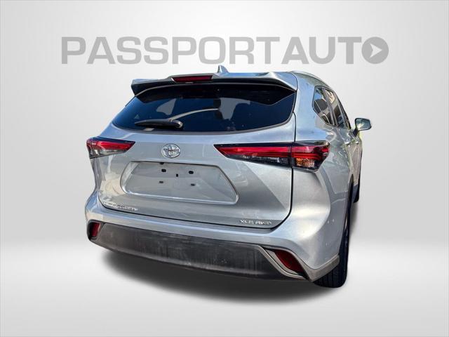 used 2022 Toyota Highlander car, priced at $38,933