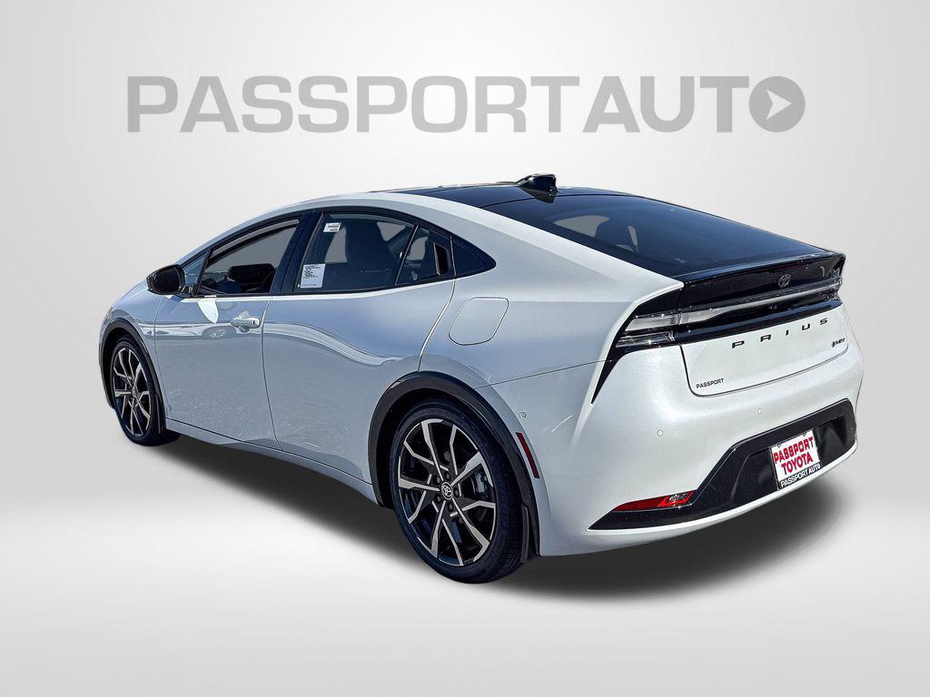 new 2026 Toyota Prius Plug-In Hybrid car, priced at $45,374