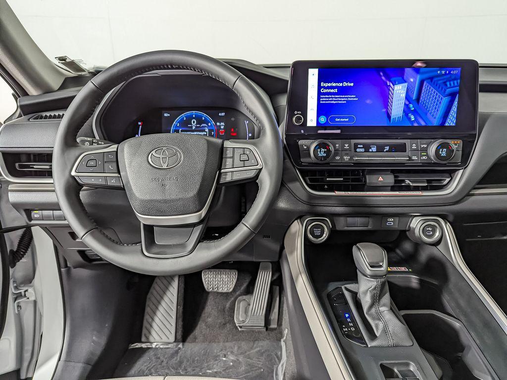 new 2025 Toyota Grand Highlander car, priced at $47,792