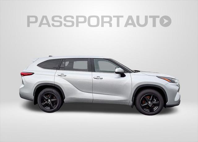 used 2023 Toyota Highlander car, priced at $30,617