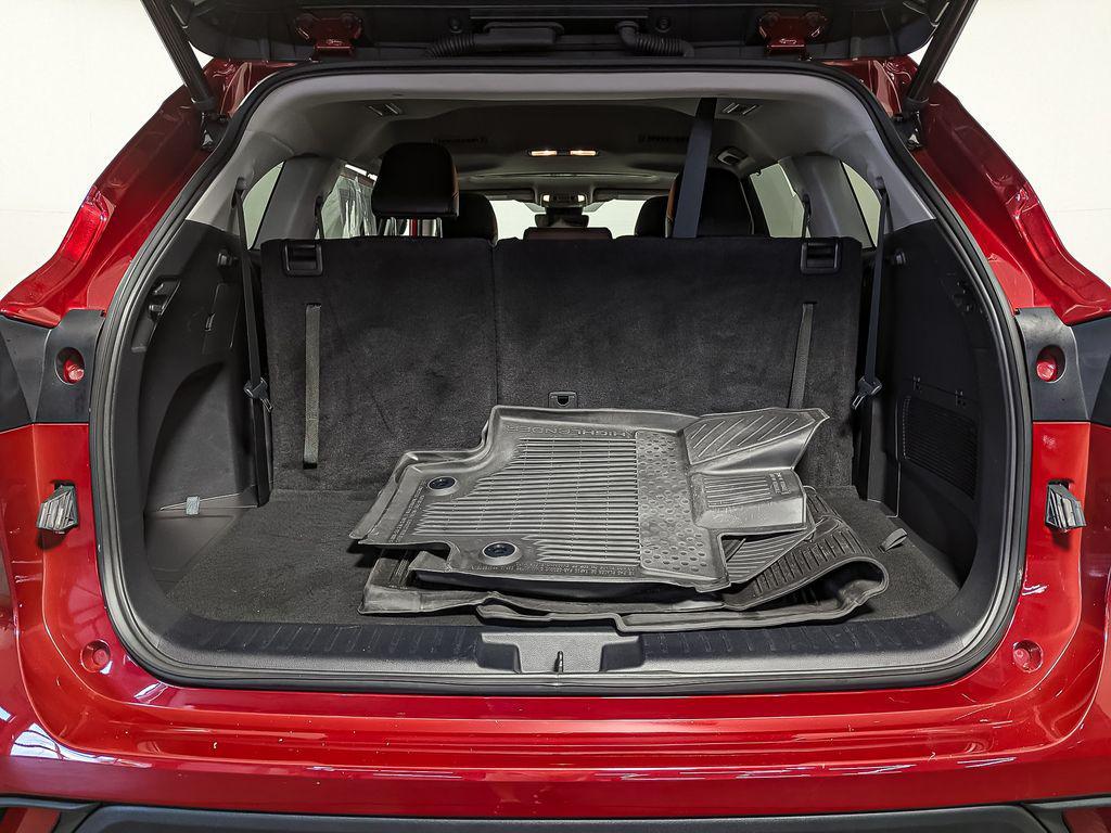 used 2023 Toyota Highlander Hybrid car, priced at $40,000