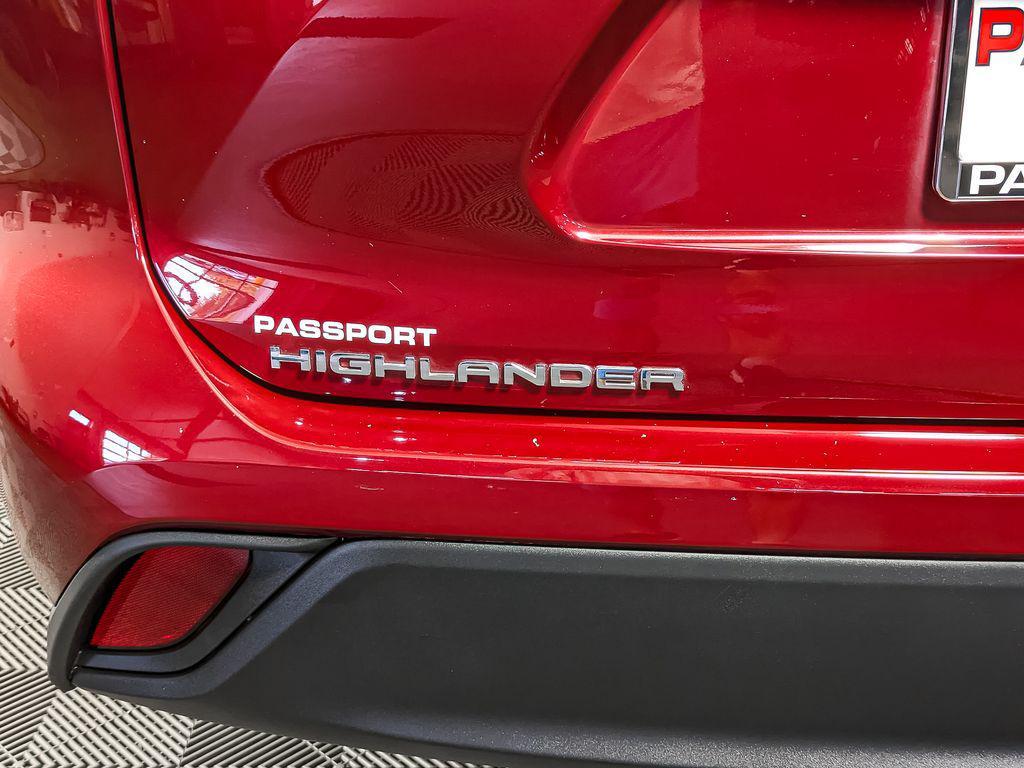 used 2023 Toyota Highlander Hybrid car, priced at $40,000
