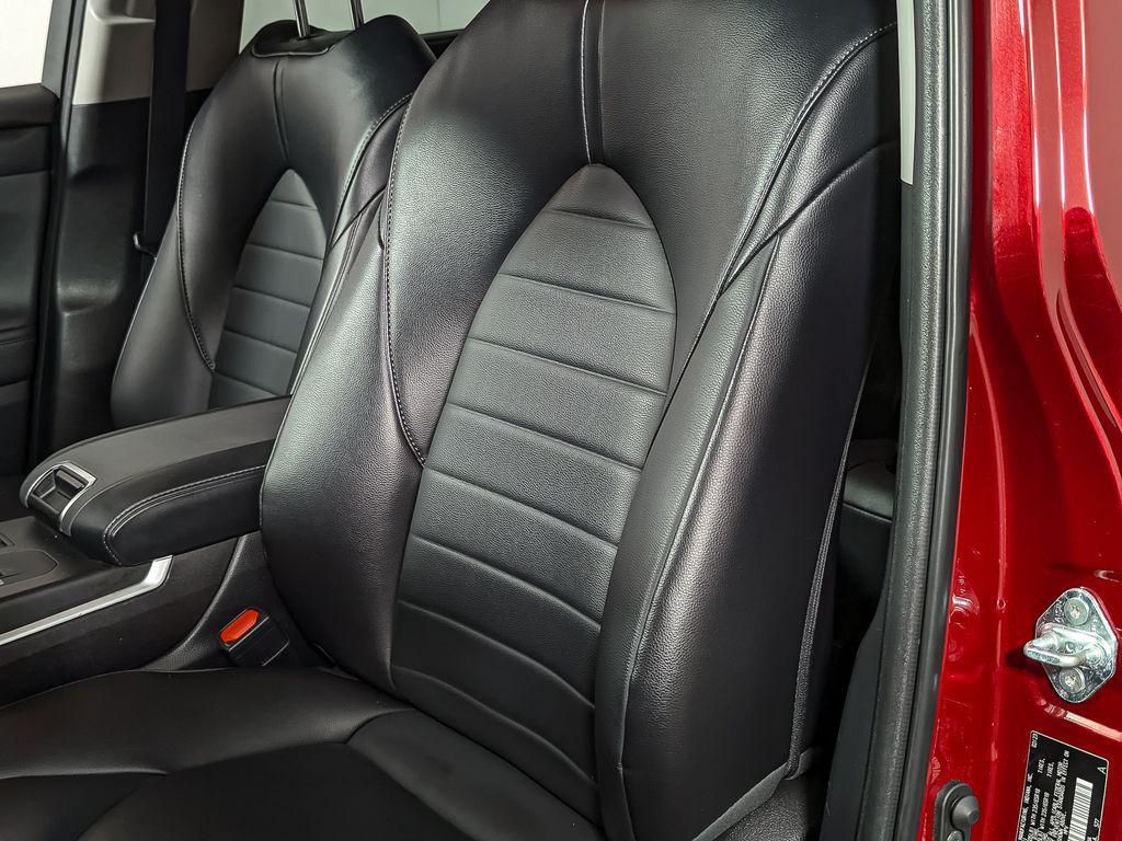 used 2023 Toyota Highlander Hybrid car, priced at $40,000