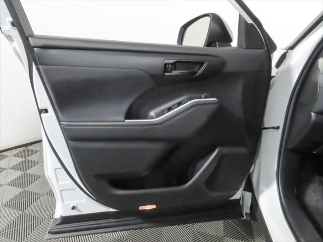used 2023 Toyota Highlander car, priced at $34,687