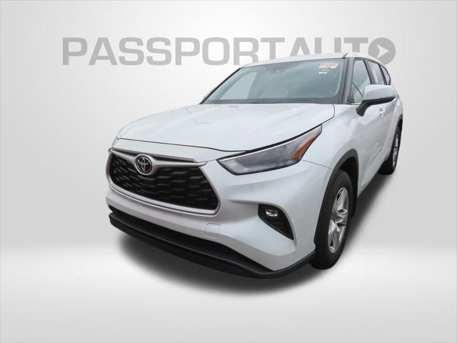 used 2023 Toyota Highlander car, priced at $35,423