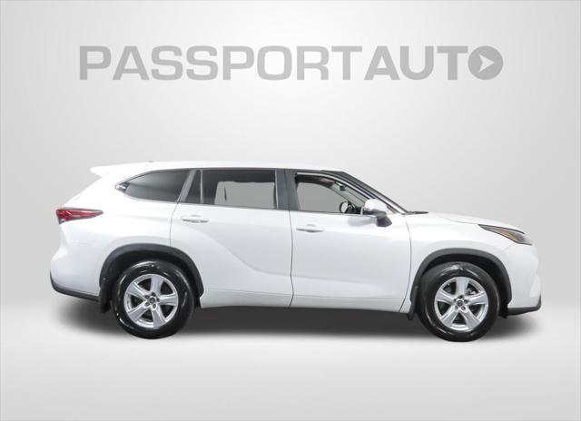 used 2023 Toyota Highlander car, priced at $34,687