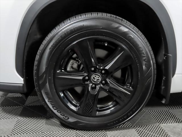 used 2023 Toyota Highlander car, priced at $34,266