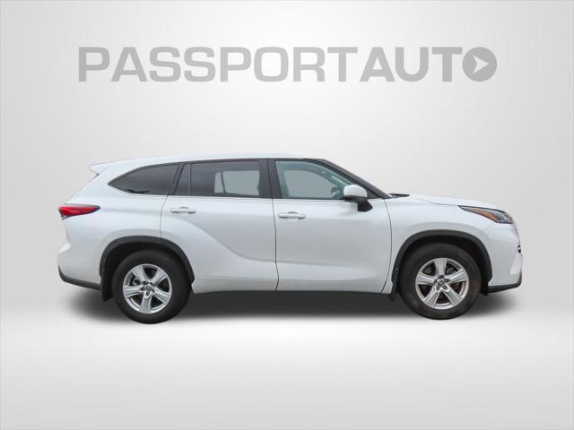used 2023 Toyota Highlander car, priced at $35,423