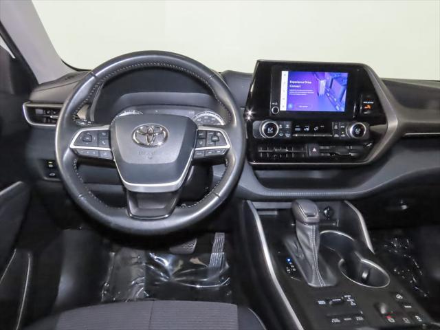 used 2023 Toyota Highlander car, priced at $34,687