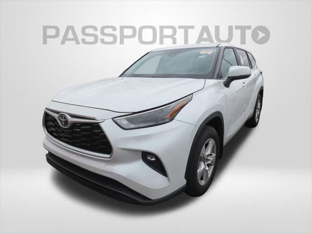 used 2023 Toyota Highlander car, priced at $35,423
