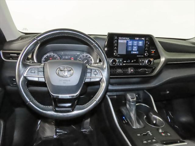 used 2021 Toyota Highlander car, priced at $33,322