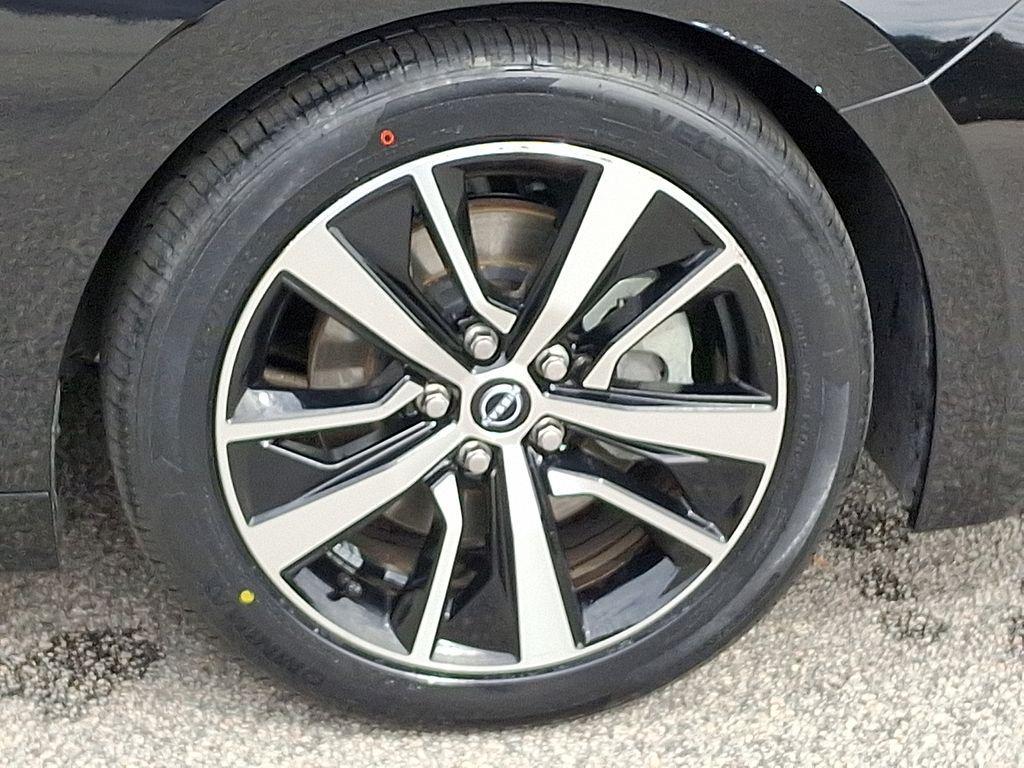 used 2023 Nissan Maxima car, priced at $22,499