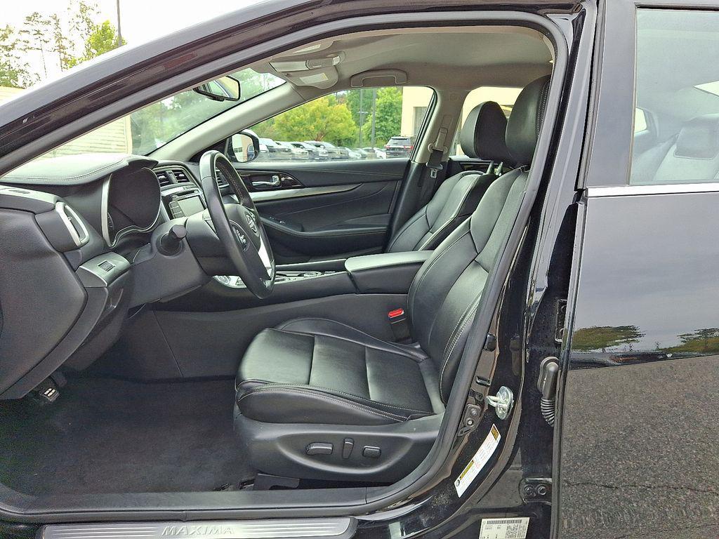 used 2023 Nissan Maxima car, priced at $22,499