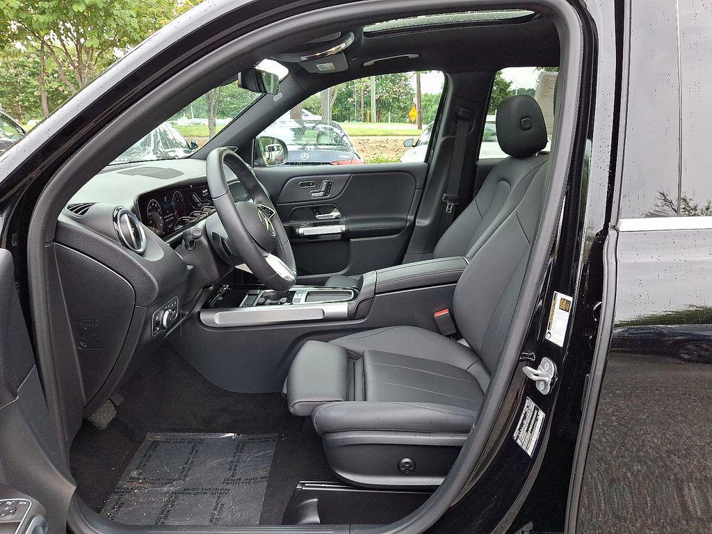 used 2024 Mercedes-Benz GLB 250 car, priced at $37,857