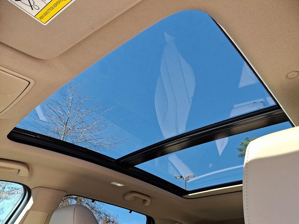 used 2023 Acura MDX car, priced at $38,299