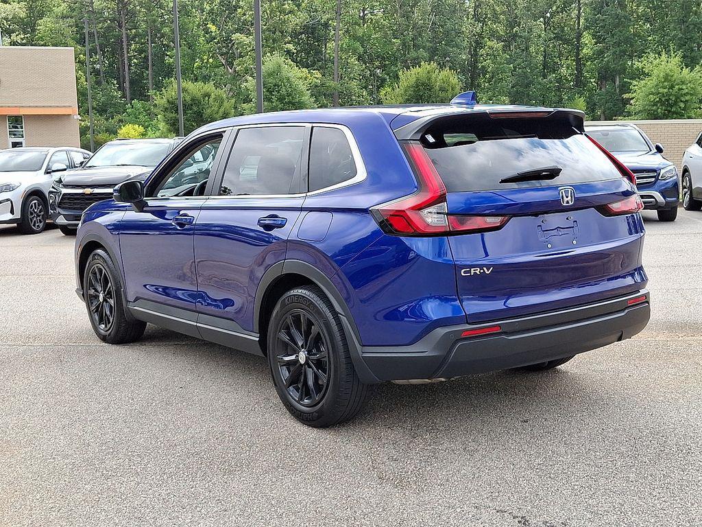 used 2023 Honda CR-V car, priced at $30,999