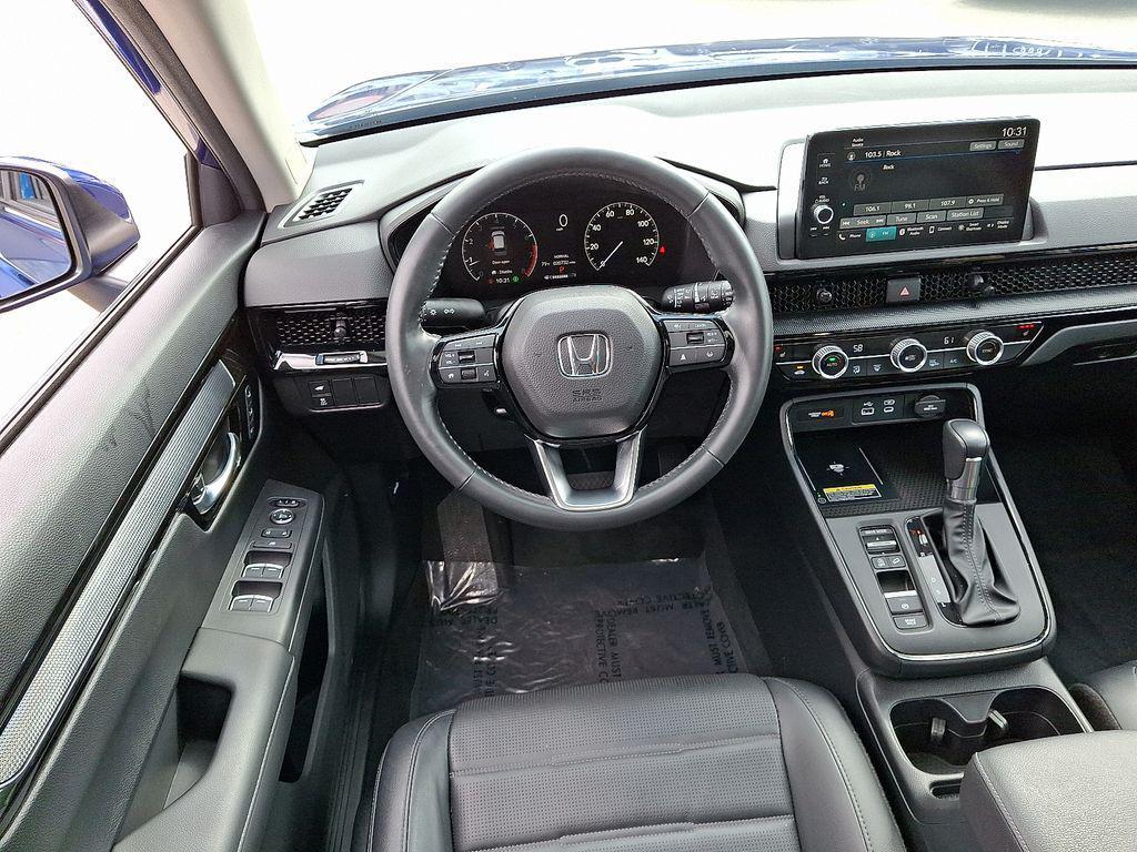 used 2023 Honda CR-V car, priced at $30,999