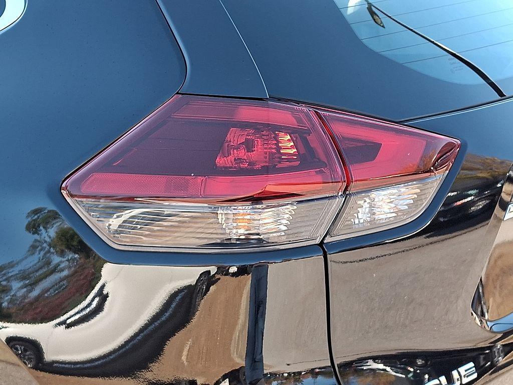 used 2019 Nissan Rogue car, priced at $16,399