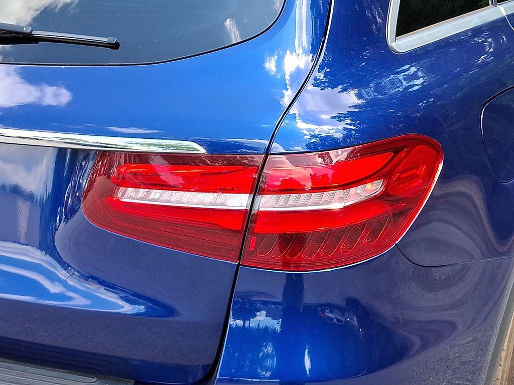 used 2019 Mercedes-Benz GLC 300 car, priced at $22,499