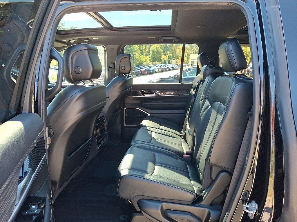 used 2022 Jeep Wagoneer car, priced at $38,708