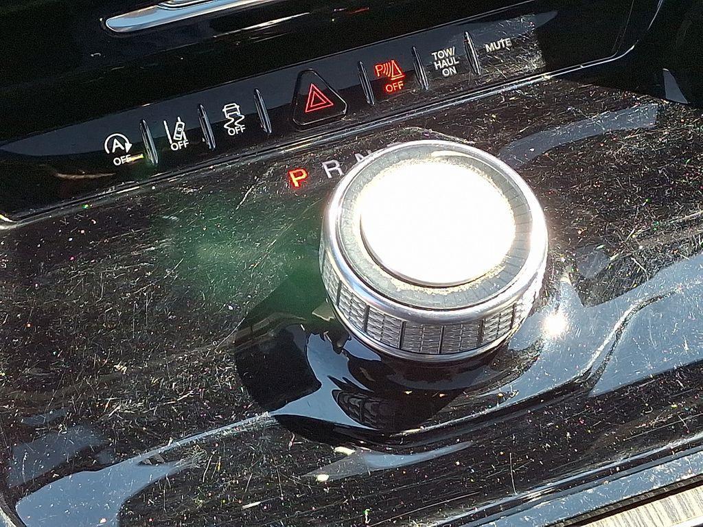 used 2022 Jeep Wagoneer car, priced at $38,708