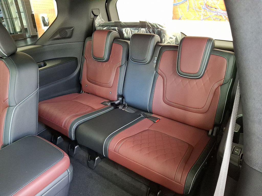 new 2026 INFINITI QX80 car, priced at $112,075