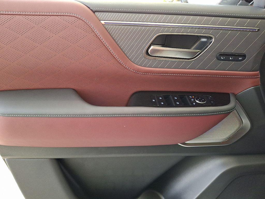 new 2026 INFINITI QX80 car, priced at $112,075