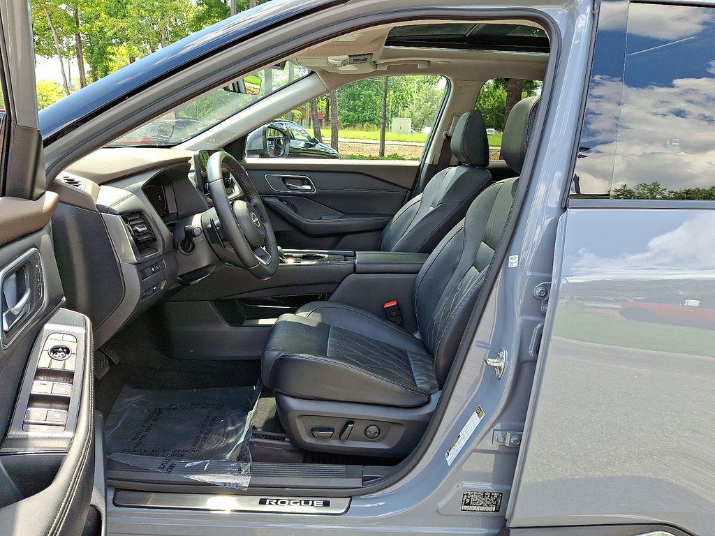 used 2023 Nissan Rogue car, priced at $26,299