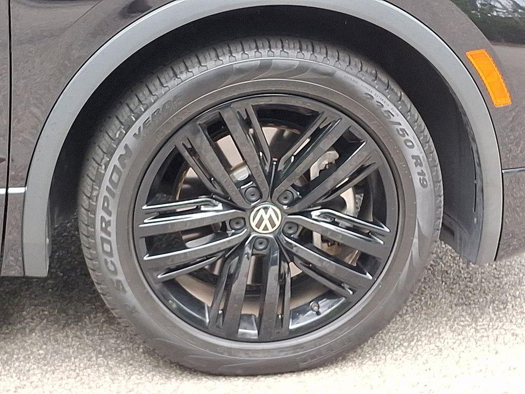 used 2022 Volkswagen Tiguan car, priced at $23,997