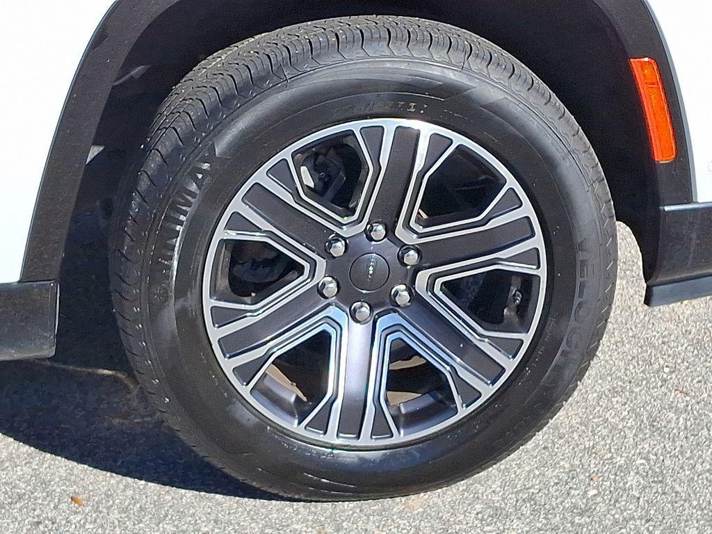 used 2024 Jeep Wagoneer car, priced at $42,928