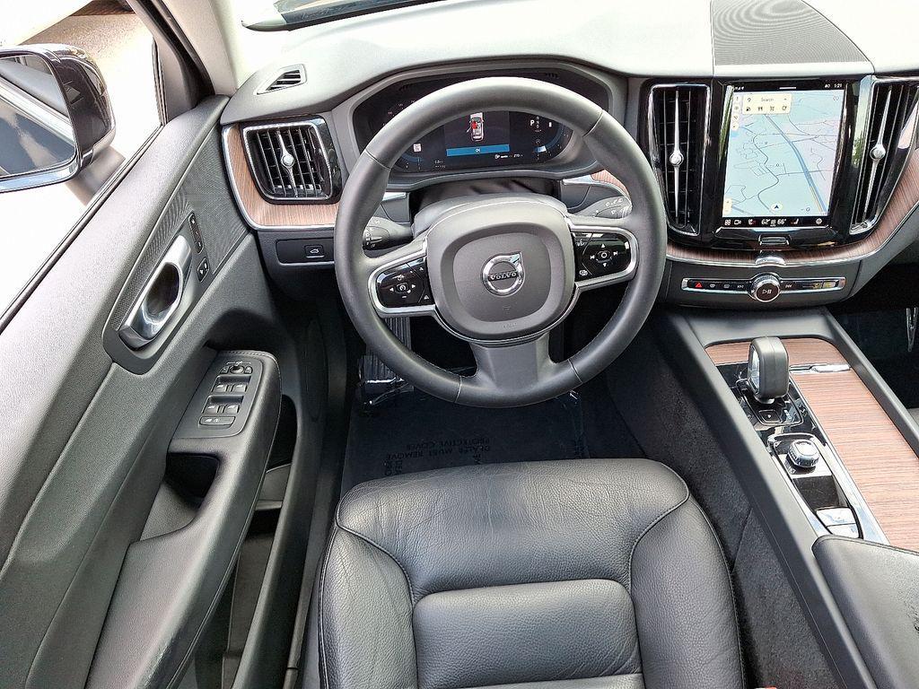 used 2023 Volvo XC60 car, priced at $32,215