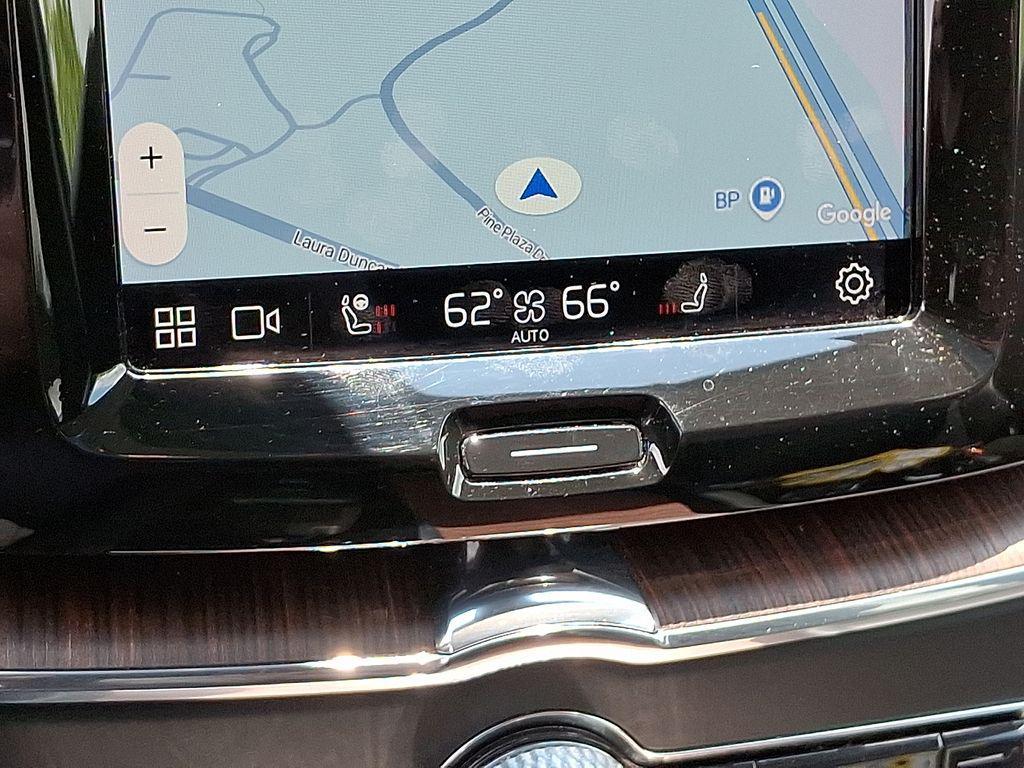 used 2023 Volvo XC60 car, priced at $32,215