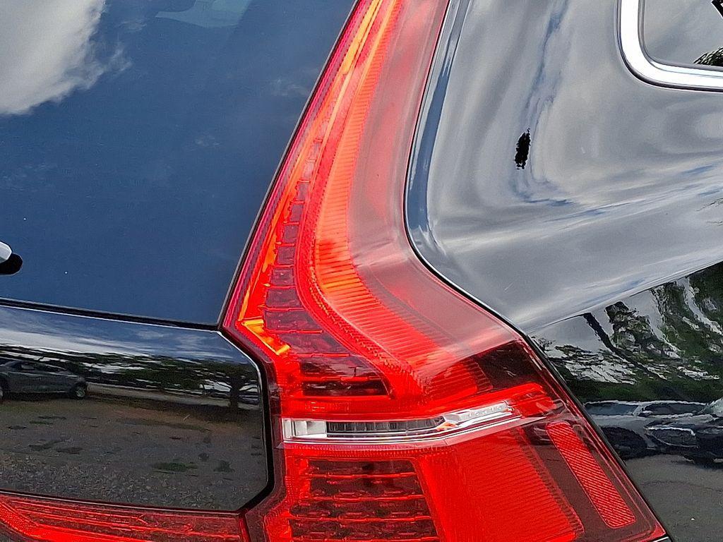 used 2023 Volvo XC60 car, priced at $32,215