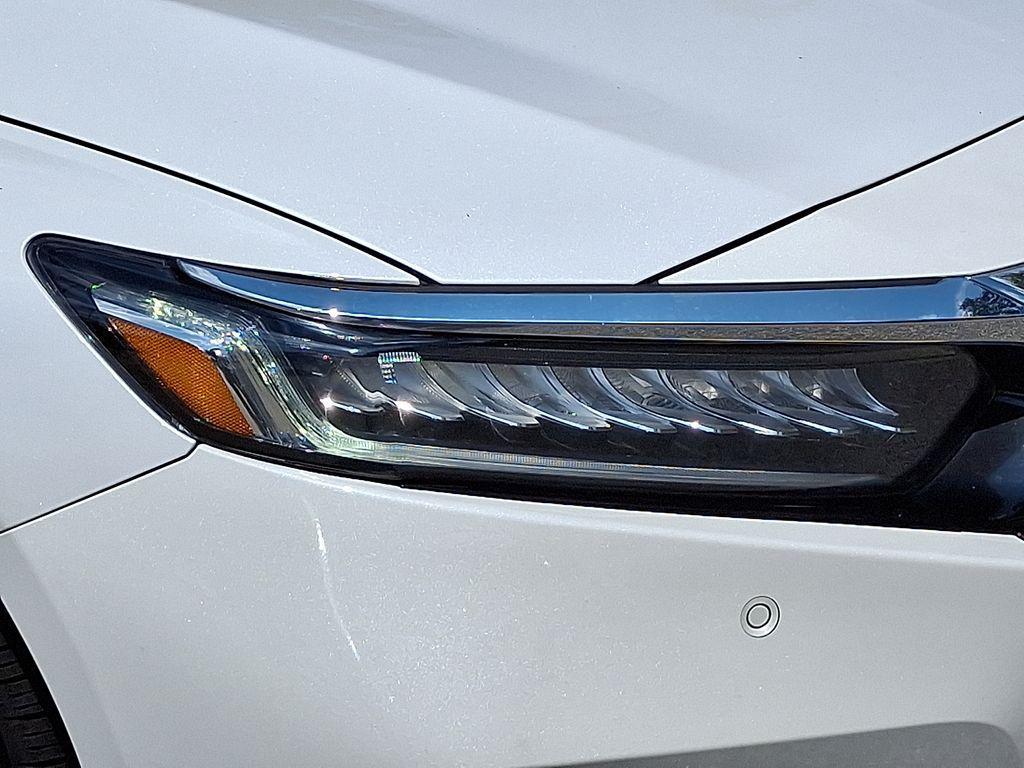 used 2021 Honda Accord Hybrid car, priced at $26,986