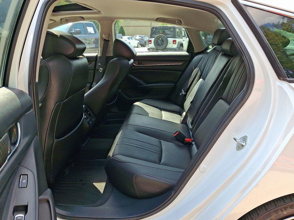 used 2021 Honda Accord Hybrid car, priced at $26,986