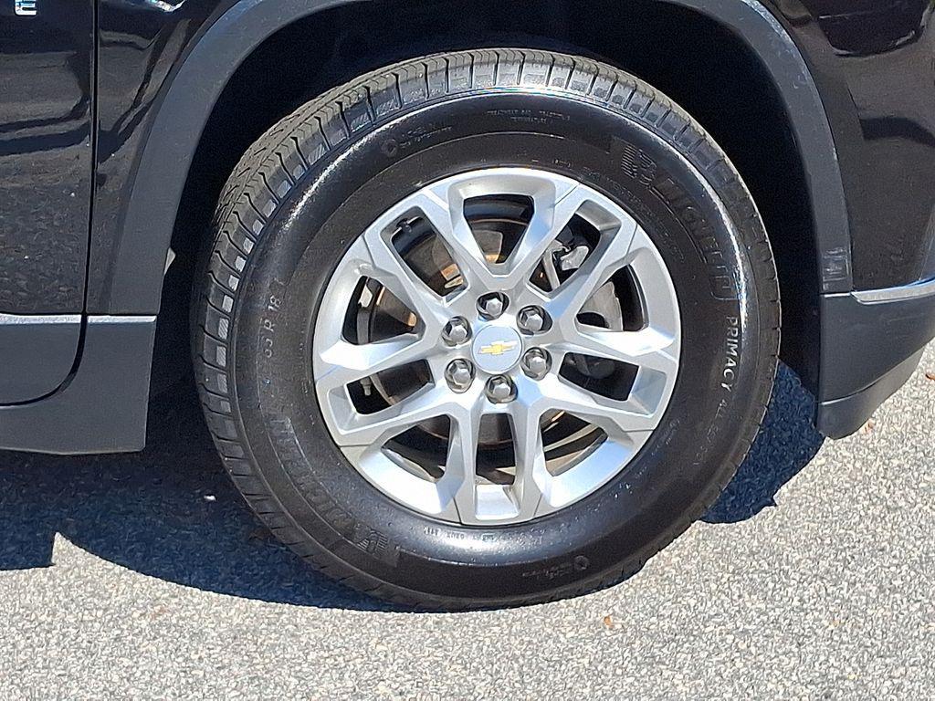 used 2020 Chevrolet Traverse car, priced at $24,487