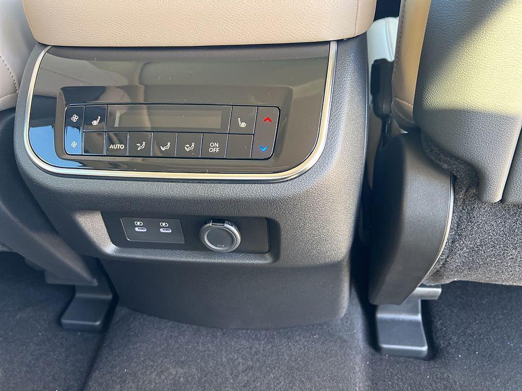 new 2026 INFINITI QX80 car, priced at $87,220