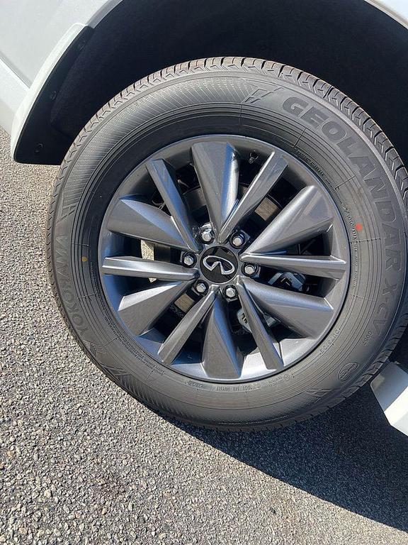 new 2026 INFINITI QX80 car, priced at $87,220