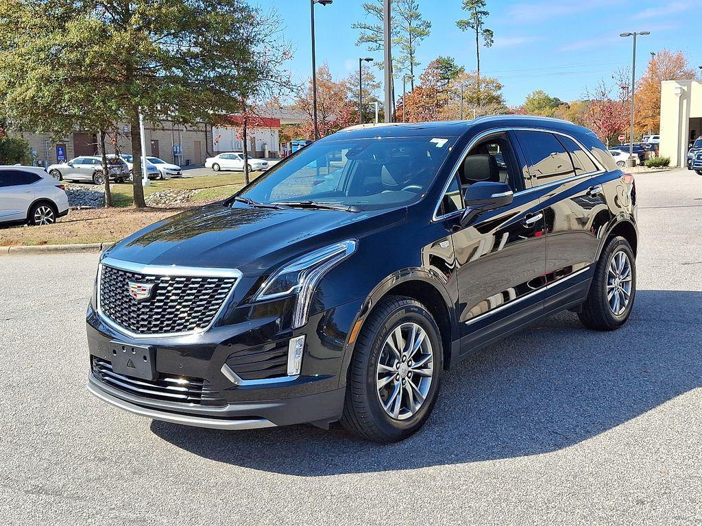 used 2022 Cadillac XT5 car, priced at $27,997