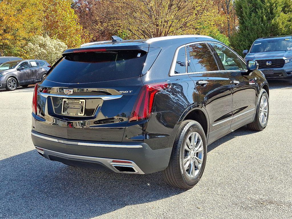 used 2022 Cadillac XT5 car, priced at $27,997