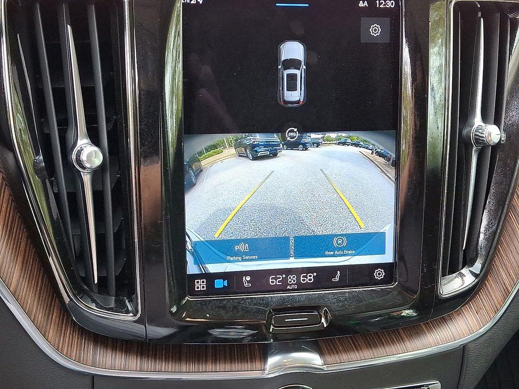 used 2023 Volvo XC60 car, priced at $37,999