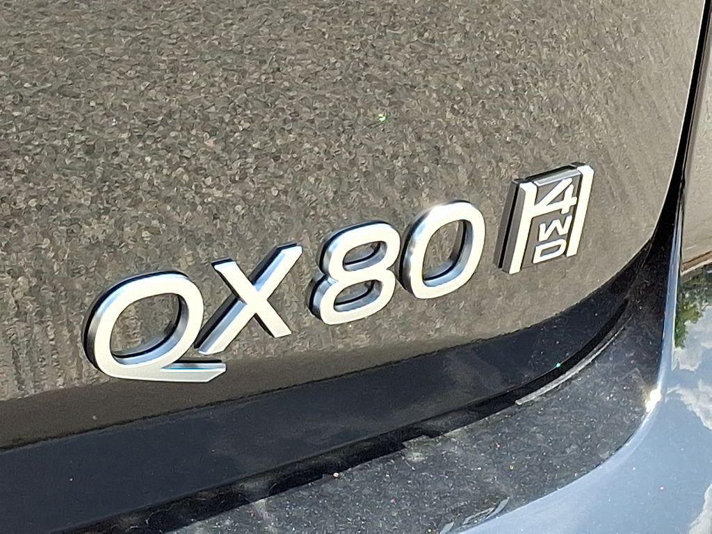 new 2025 INFINITI QX80 car, priced at $81,332