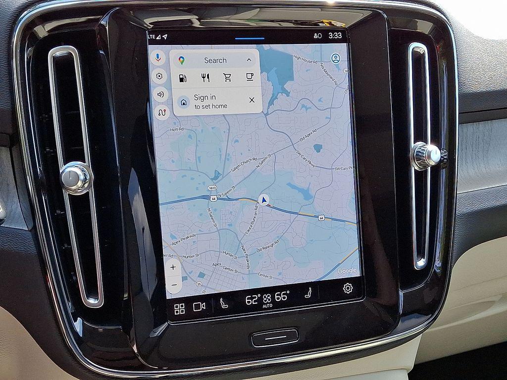 used 2024 Volvo XC40 car, priced at $35,799