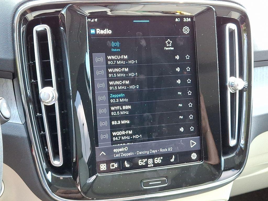 used 2024 Volvo XC40 car, priced at $35,799