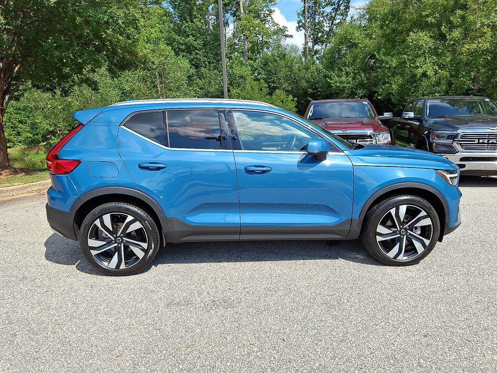 used 2024 Volvo XC40 car, priced at $35,799