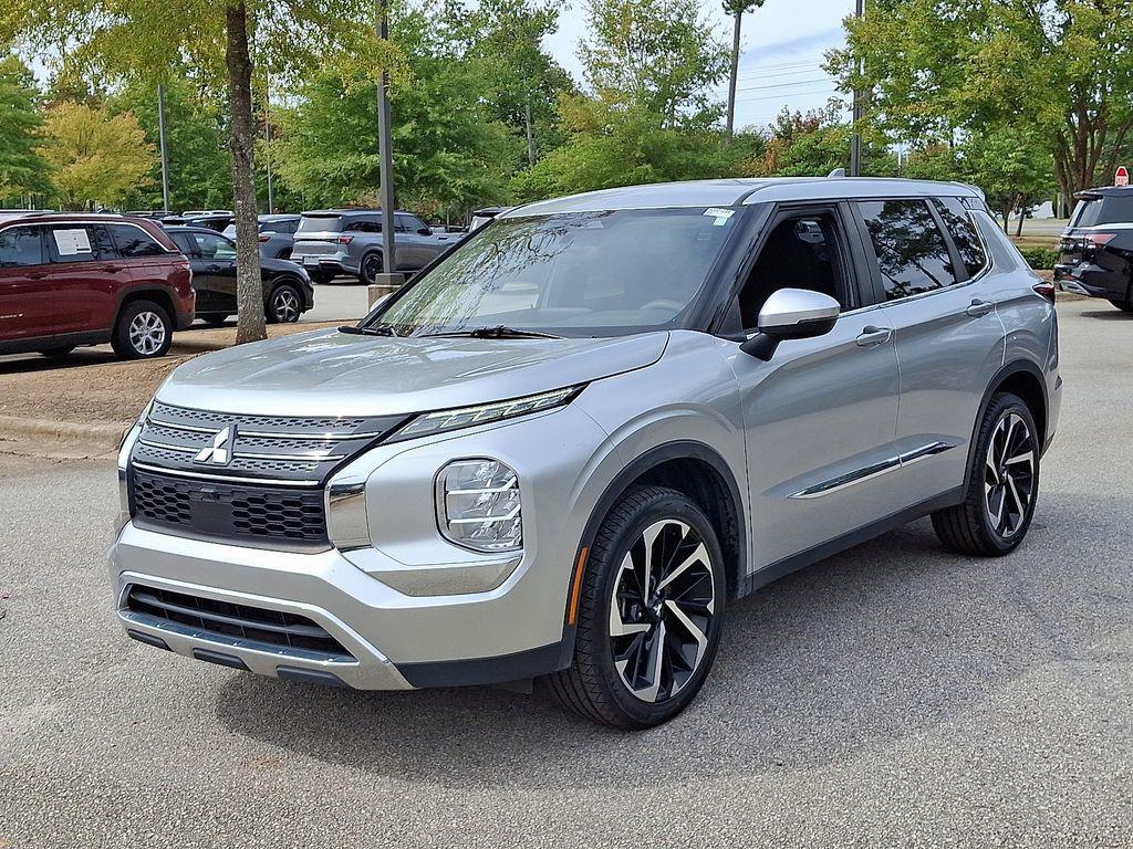 used 2022 Mitsubishi Outlander car, priced at $16,999