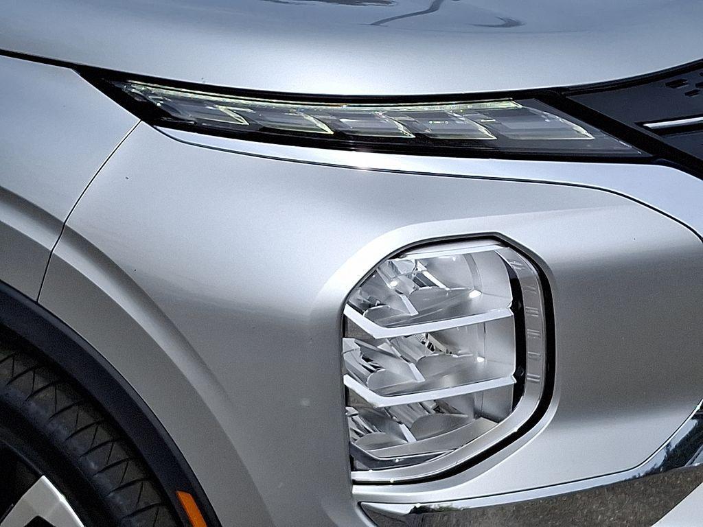 used 2022 Mitsubishi Outlander car, priced at $16,999