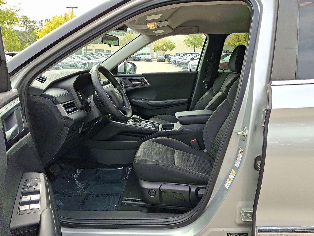 used 2022 Mitsubishi Outlander car, priced at $16,999