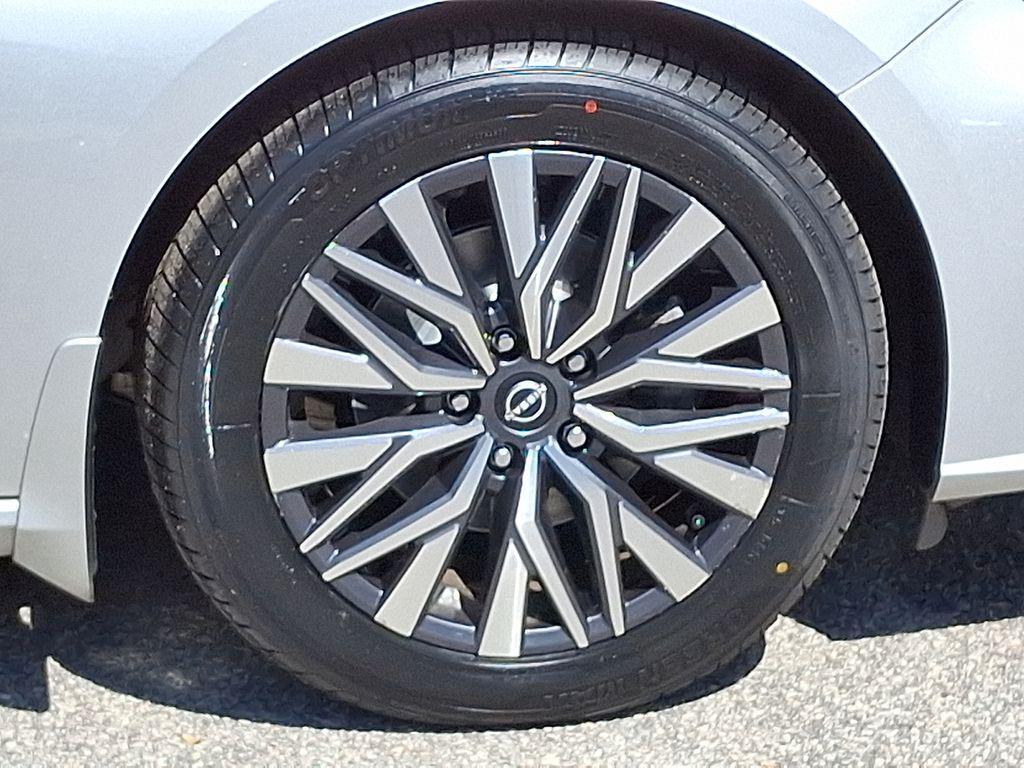 used 2023 Nissan Altima car, priced at $18,360