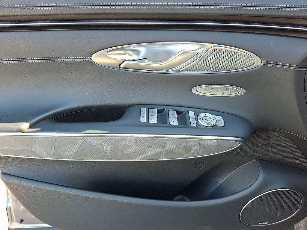 used 2022 Genesis GV70 car, priced at $36,995